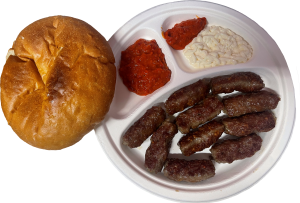 Cevapcici-im-Teller